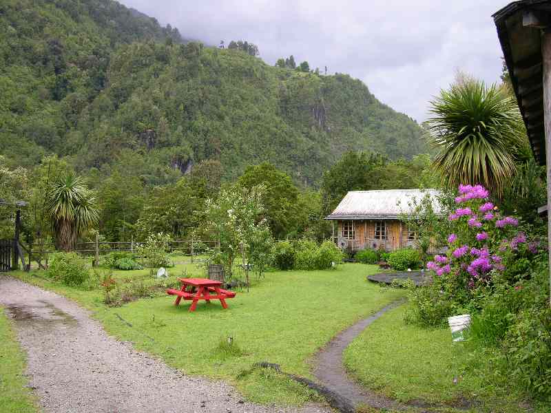 Riverside-Lodge von Campo Aventura in Cochamó